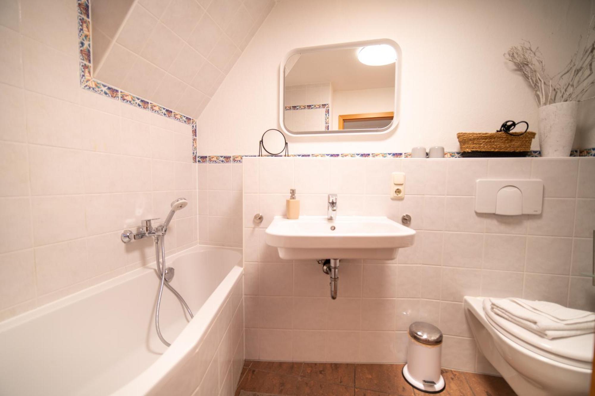 Reetdachhaus Holunder 2 Villa Puddemin Buitenkant foto
